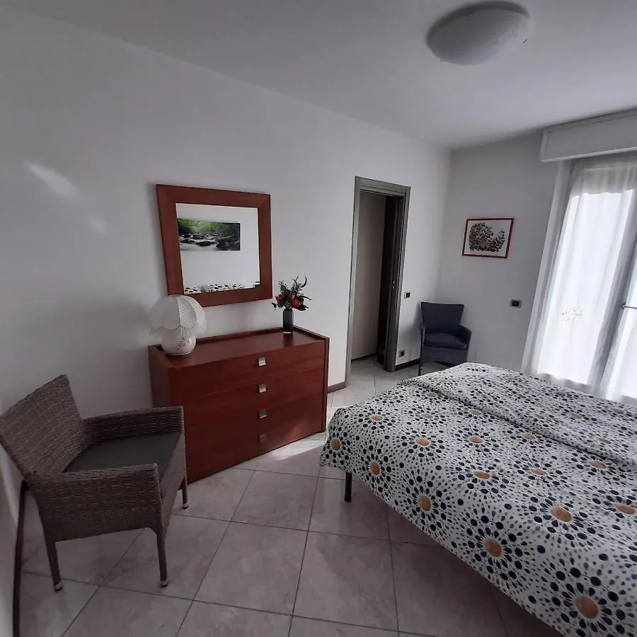 Appartamento Girasole, Salò İtalya