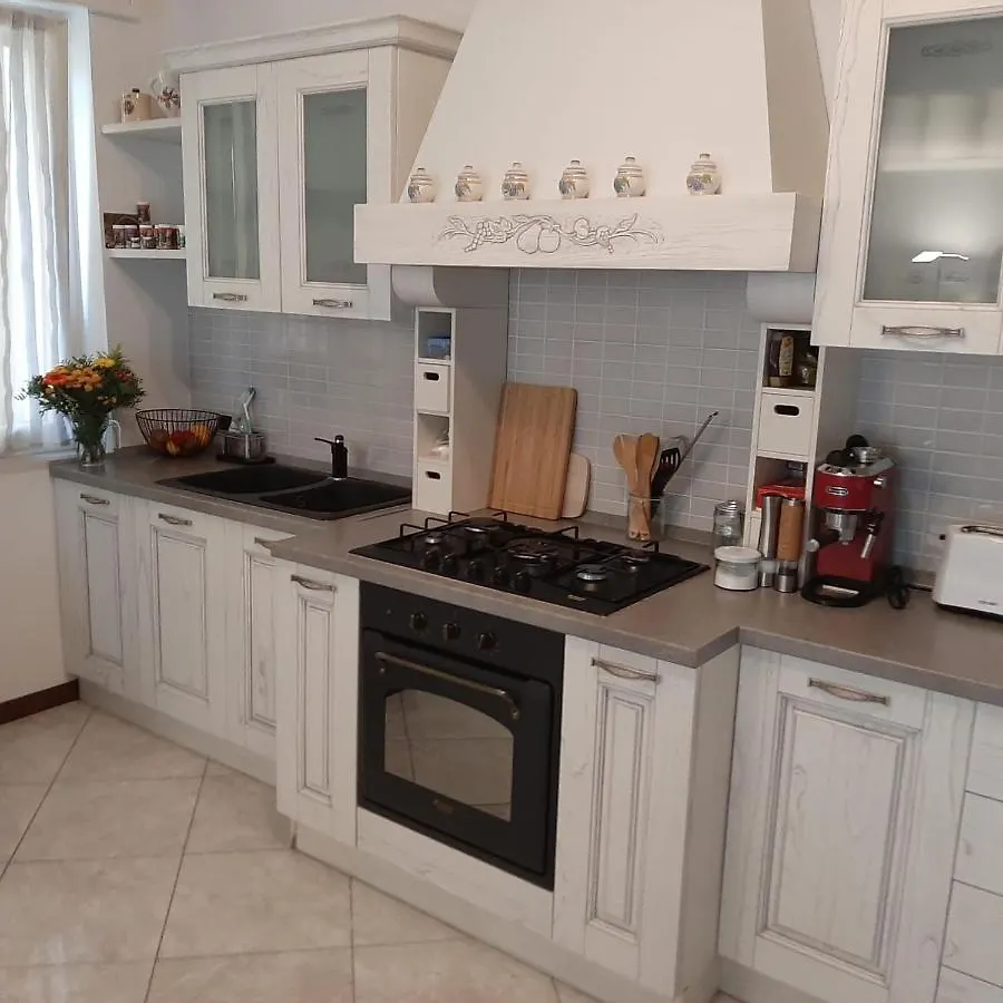 Apartment Appartamento Girasole, Saló