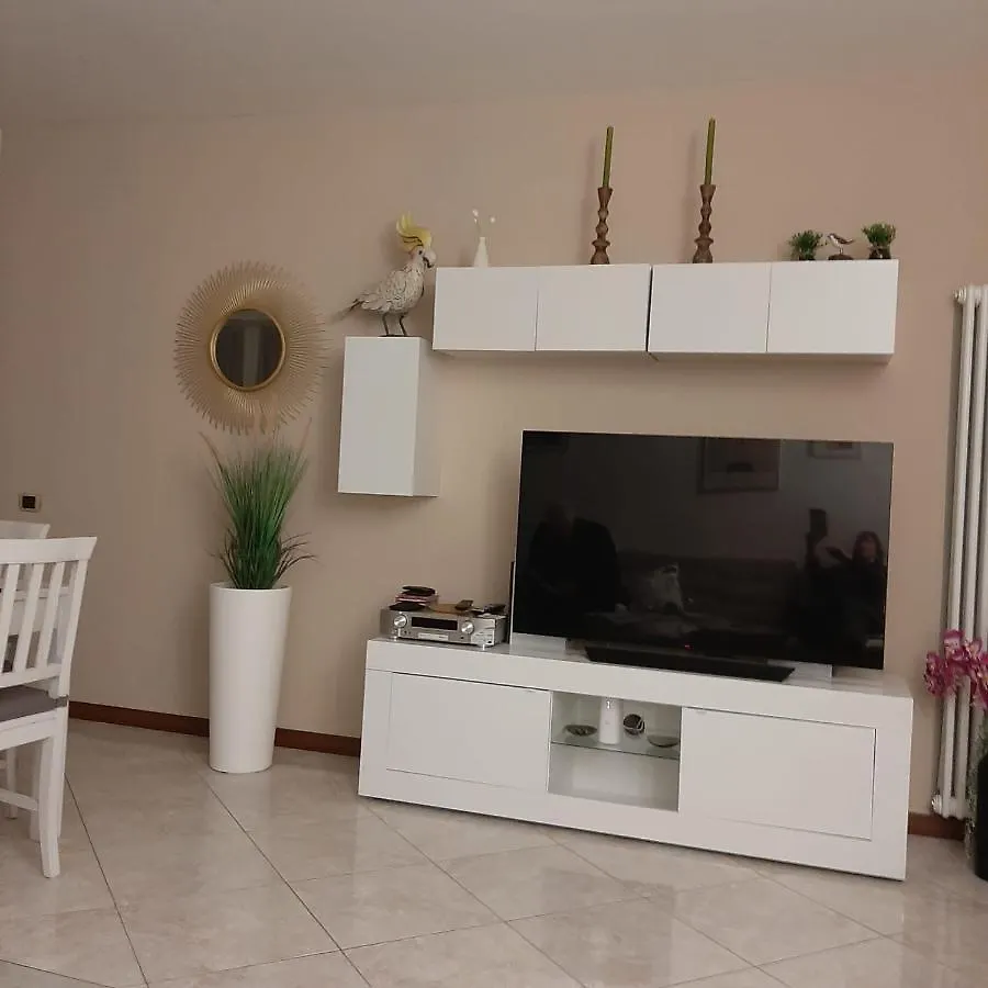 Apartment Appartamento Girasole, Saló